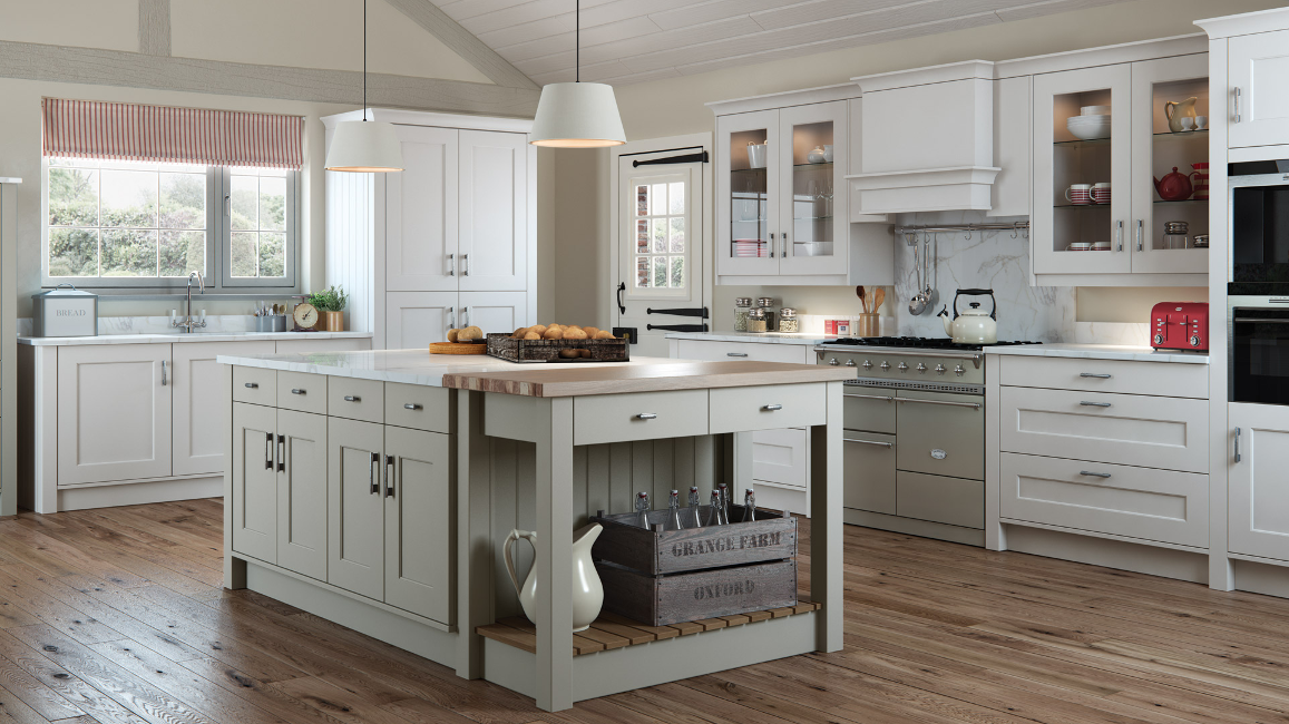 Cotswold Painted And Beaded KItchen